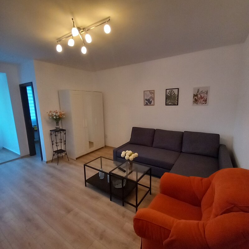 Str. Turnu Magurele, nr. 19, Aparatorii Patriei